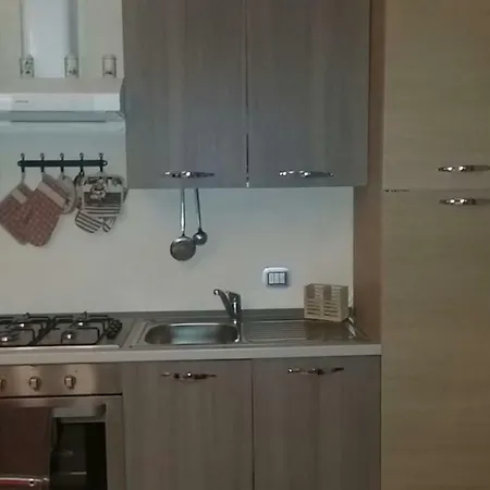 Leonardo Apartment